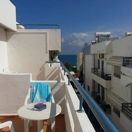 Hotell Iro 2*